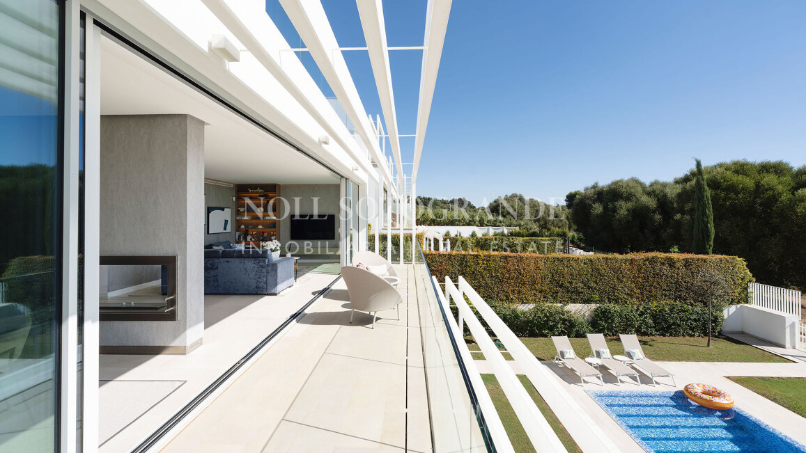 Frontline golf semi-detached villa with sea views for sale in La Reserva Sotogrande