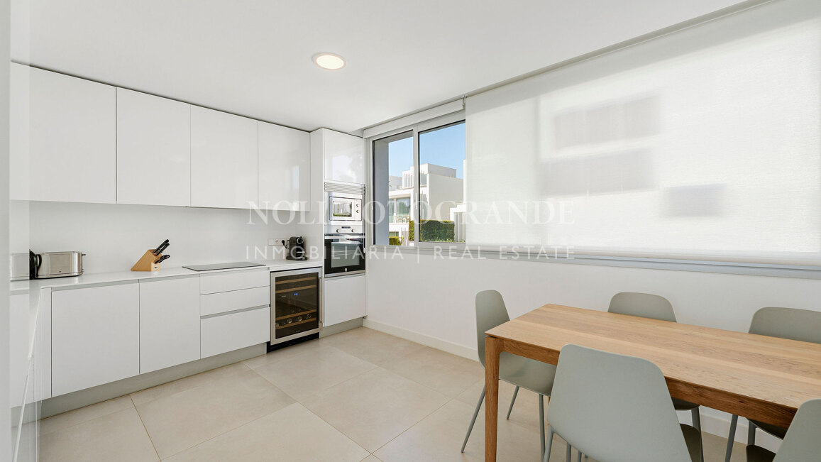 Frontline golf semi-detached villa with sea views for sale in La Reserva Sotogrande