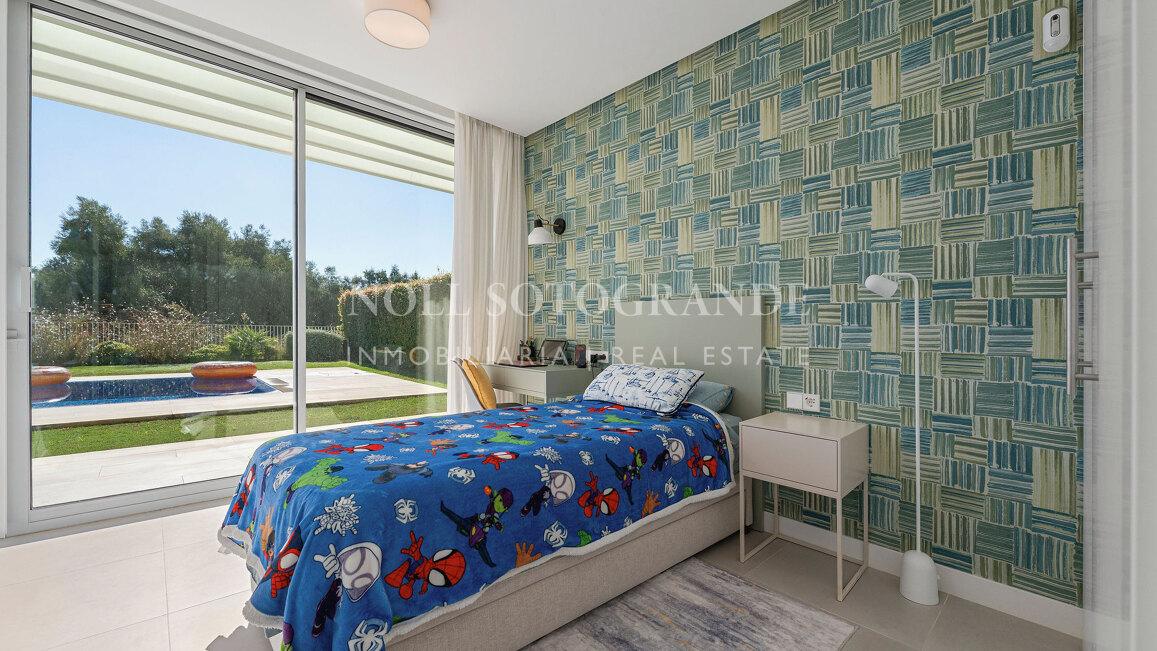 Frontline golf semi-detached villa with sea views for sale in La Reserva Sotogrande