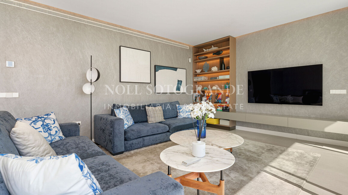 Frontline golf semi-detached villa with sea views for sale in La Reserva Sotogrande