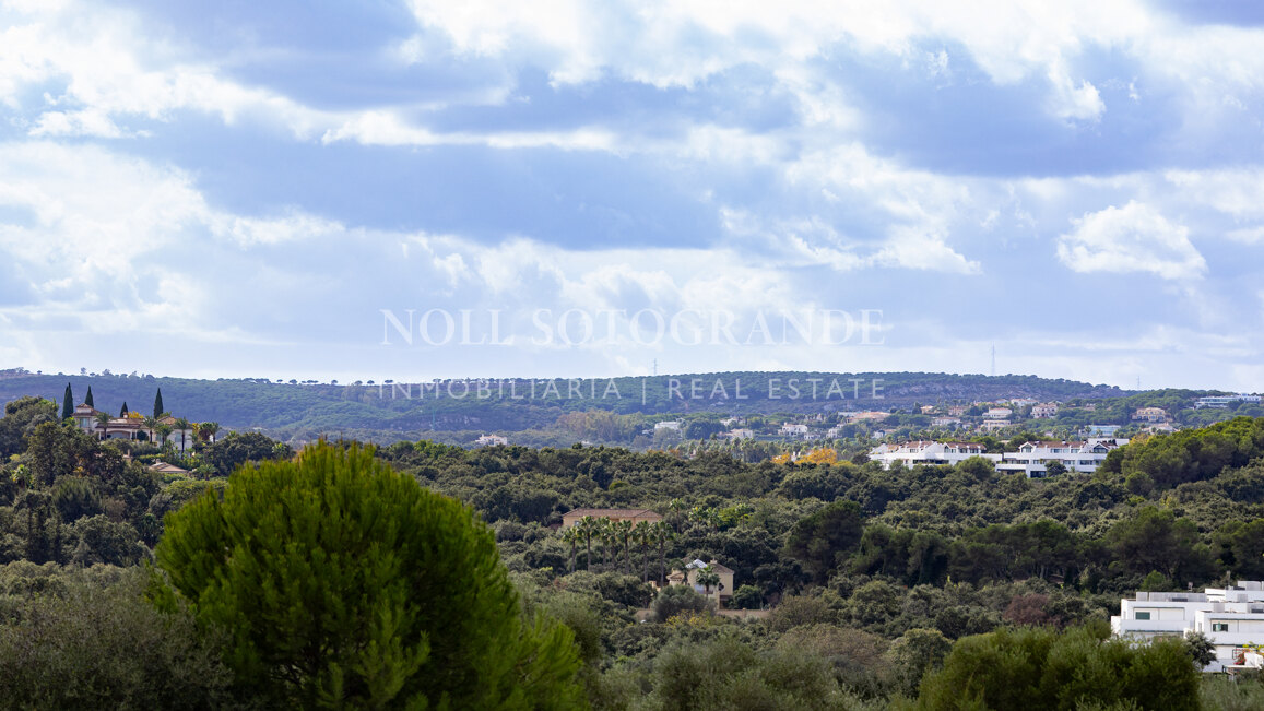 Front line golf property -semi-detached villa for sale