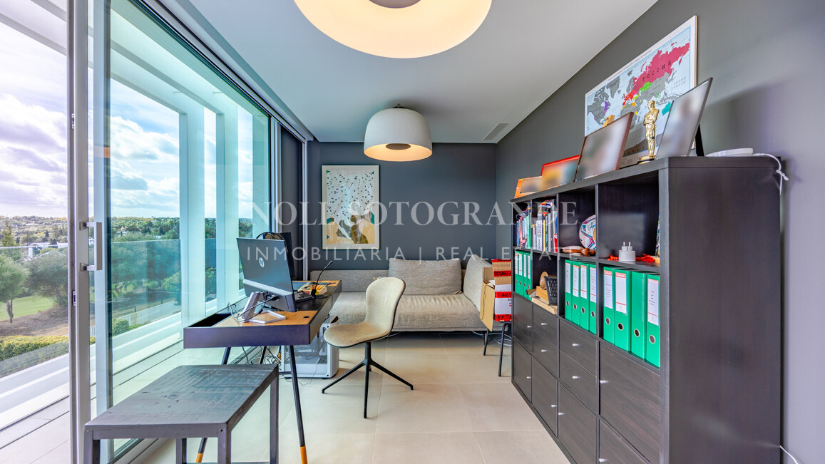 Front line golf property -semi-detached villa for sale