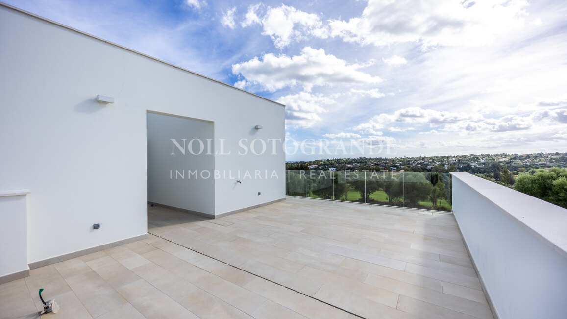 Front line golf property -semi-detached villa for sale