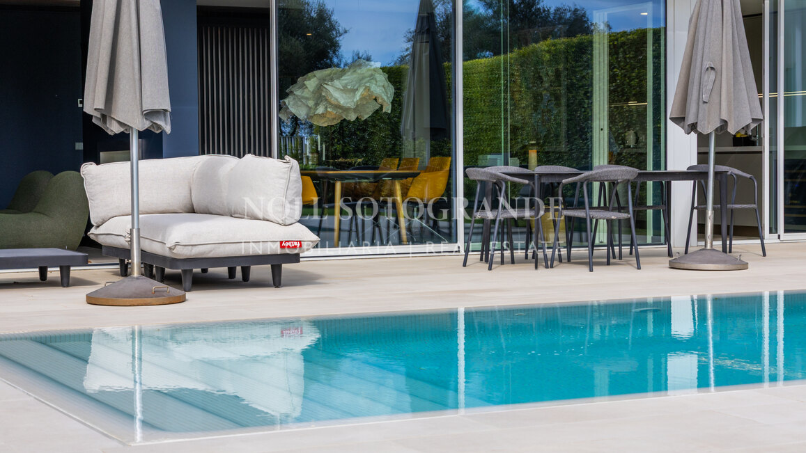 Front line golf property -semi-detached villa for sale