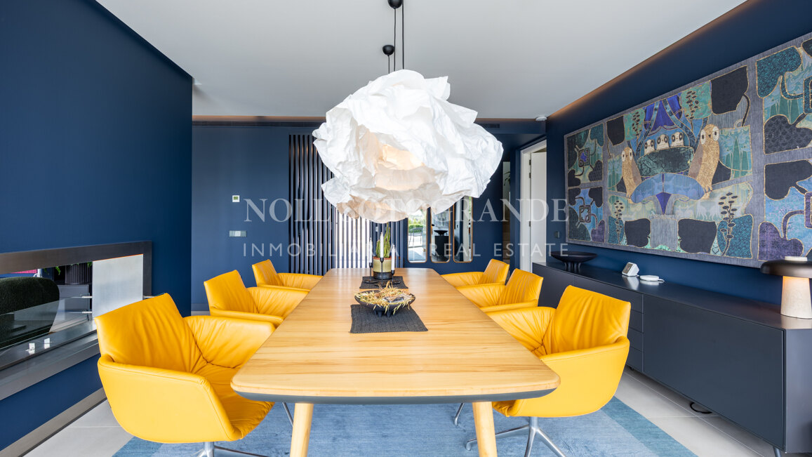 Front line golf property -semi-detached villa for sale