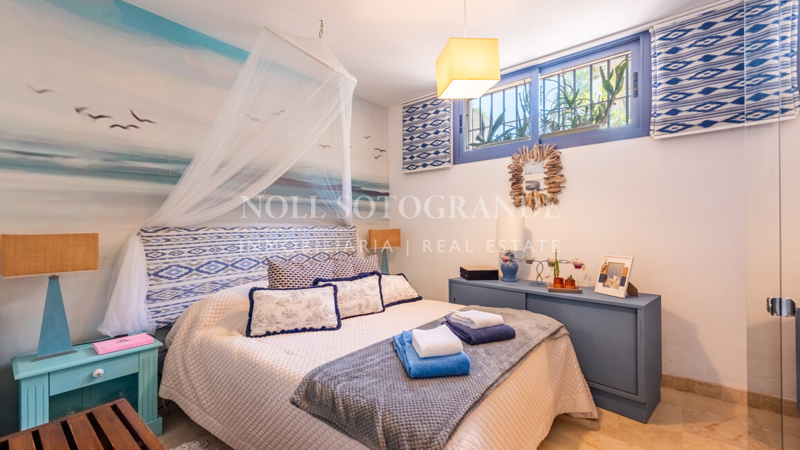 Sotogrande Costa - Casa familiar con piscina y terrazas – 6 dormitorios