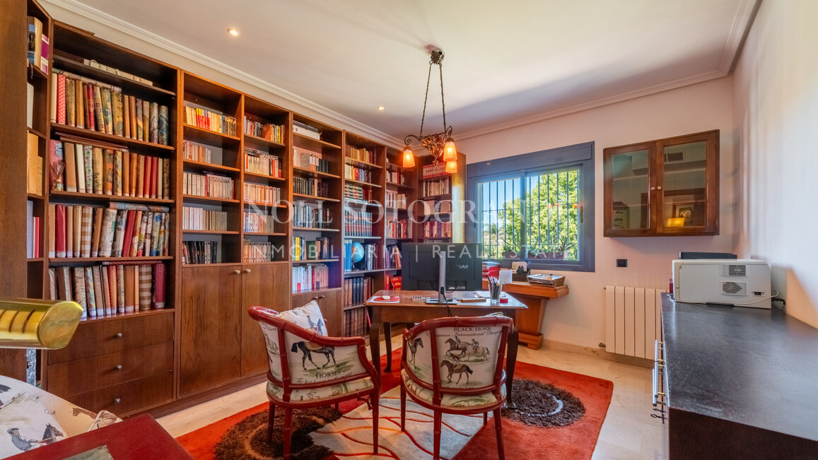 Sotogrande Costa - Casa familiar con piscina y terrazas – 6 dormitorios