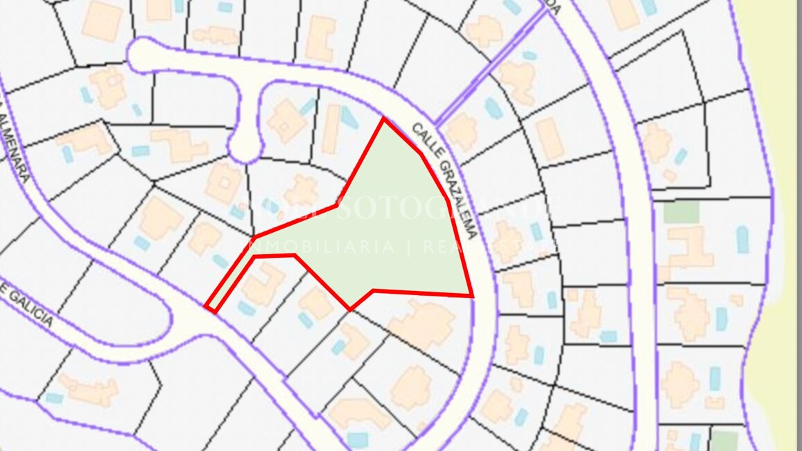 Erstklassiges Baugrundstück mit Meerblick in Sotogrande Alto (Zona G).