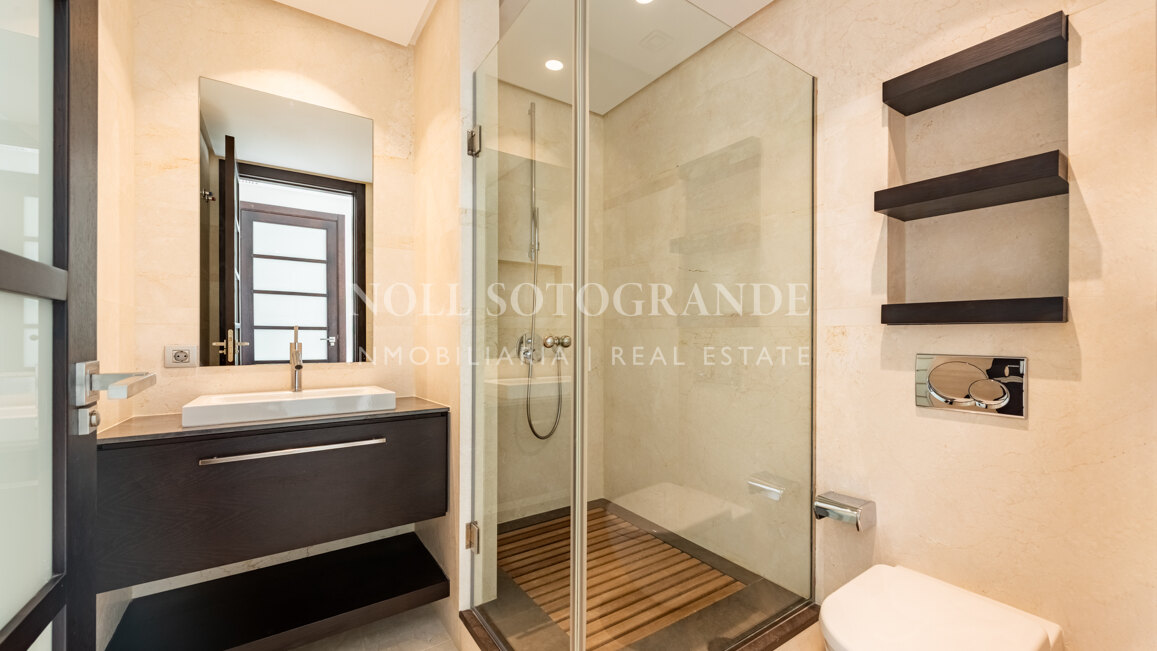 Spacious luxury Penthouse for sale Hacienda Valderrama