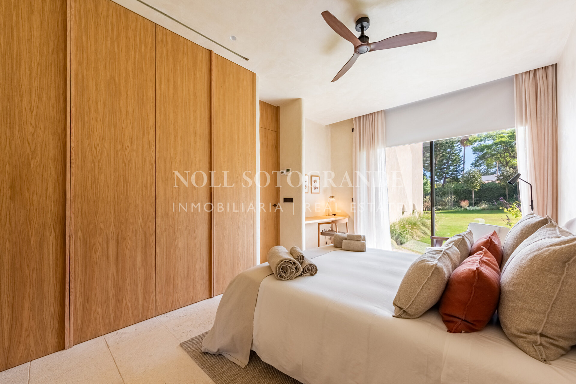 Exklusive Villa in Sotogrande Costa mit Pool zur saisonalen Vermietung verfügbar