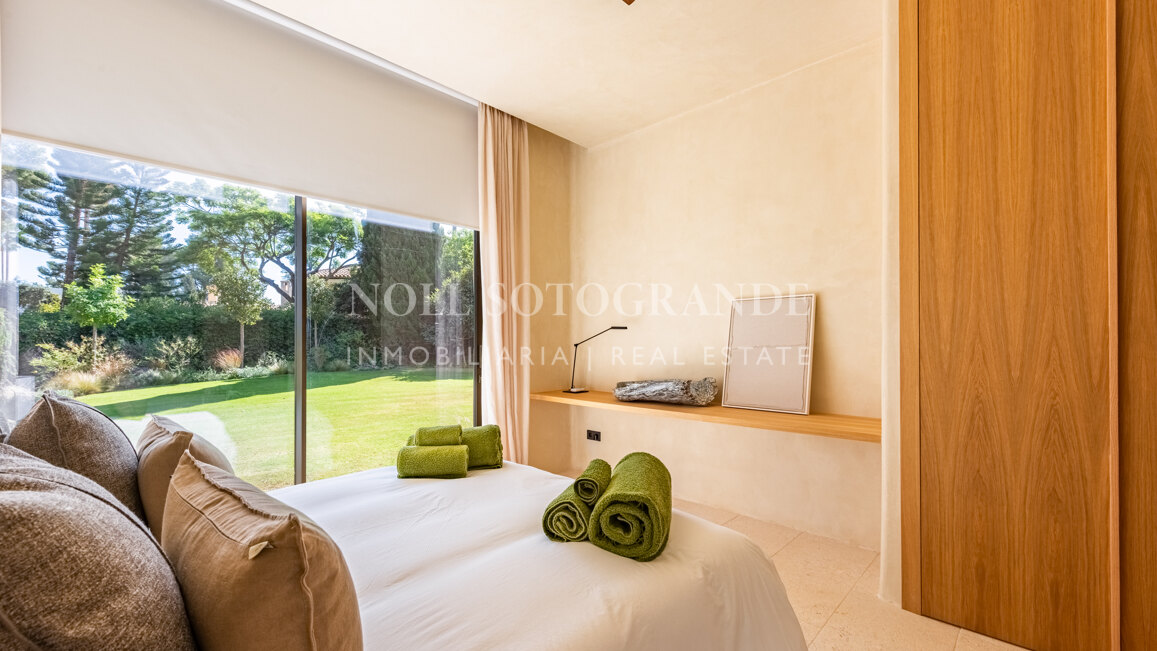 Exklusive Villa in Sotogrande Costa mit Pool zur saisonalen Vermietung verfügbar