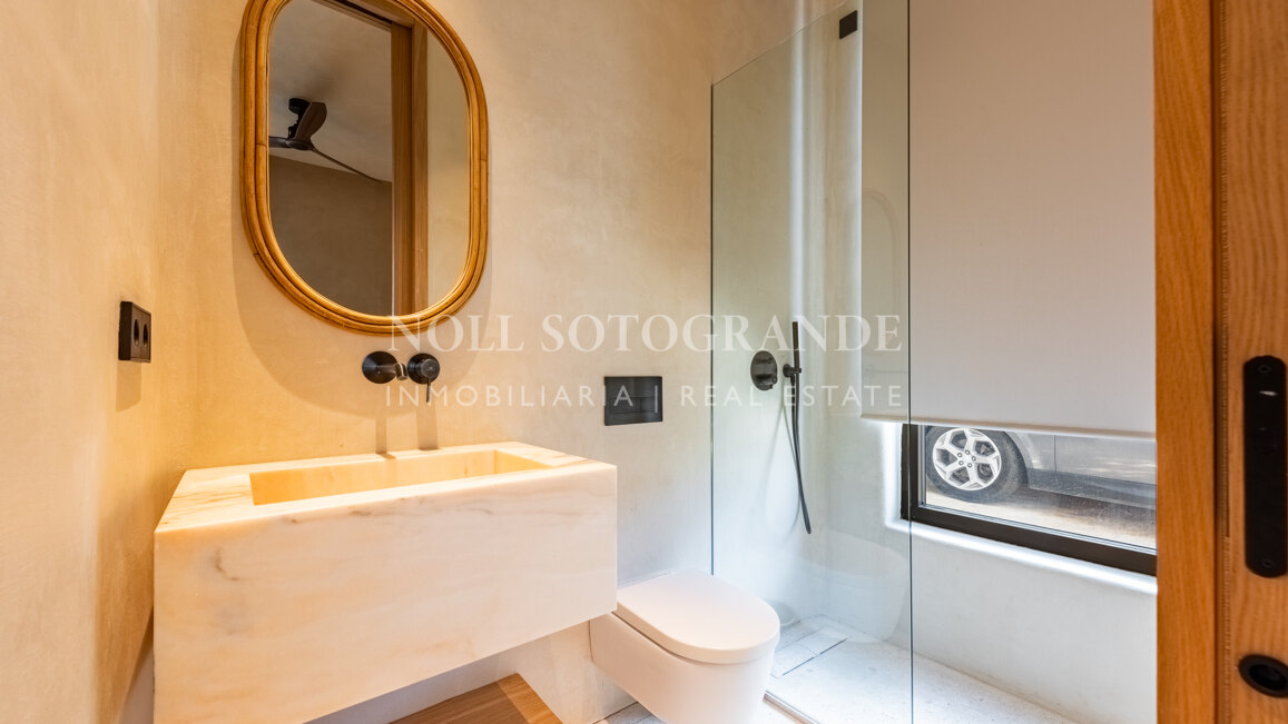 Exklusive Villa in Sotogrande Costa mit Pool zur saisonalen Vermietung verfügbar