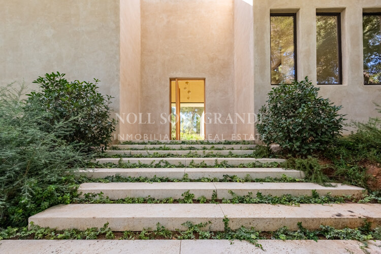 Exklusive Villa in Sotogrande Costa mit Pool zur saisonalen Vermietung verfügbar