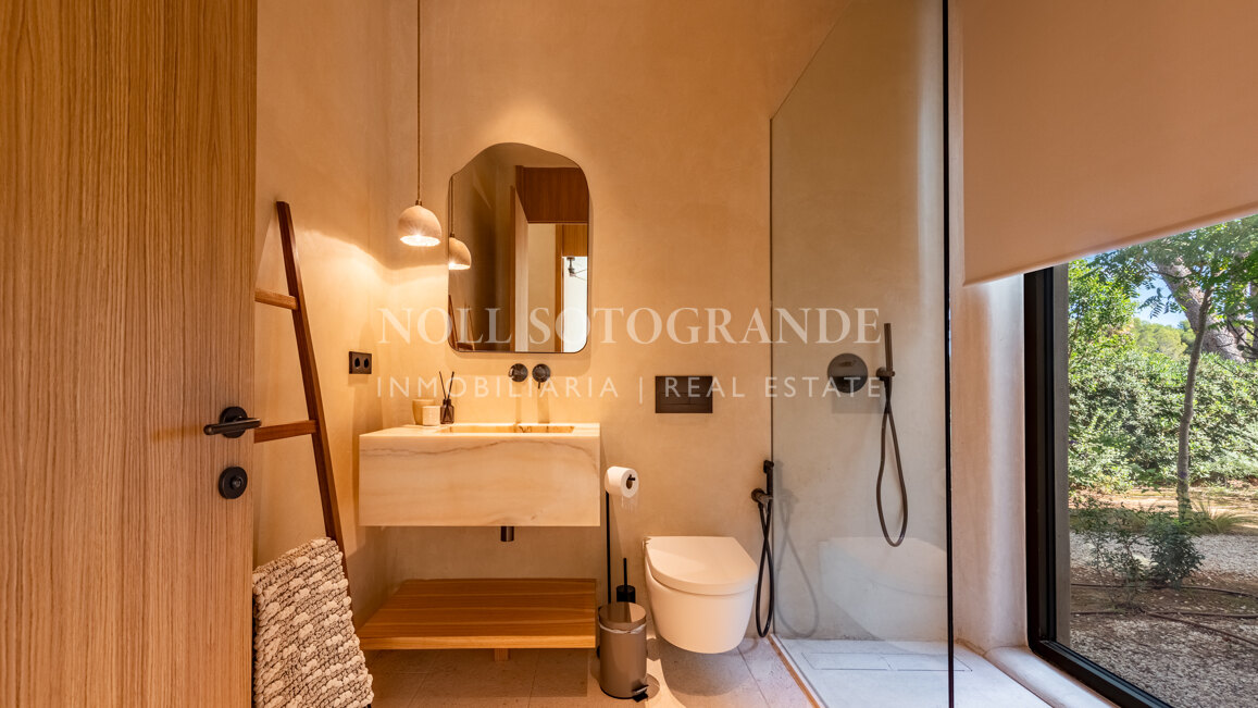 Exklusive Villa in Sotogrande Costa mit Pool zur saisonalen Vermietung verfügbar