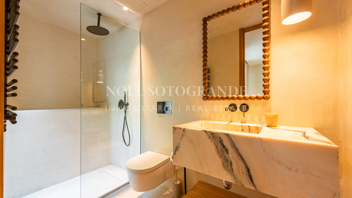 Exklusive Villa in Sotogrande Costa mit Pool zur saisonalen Vermietung verfügbar