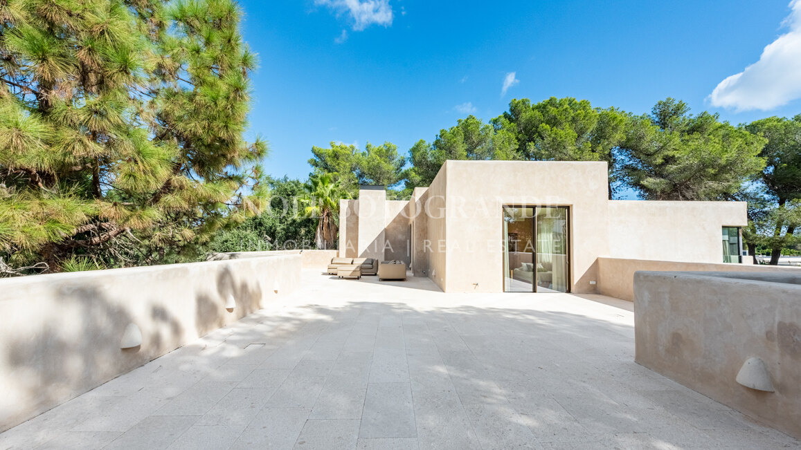 Exklusive Villa in Sotogrande Costa mit Pool zur saisonalen Vermietung verfügbar