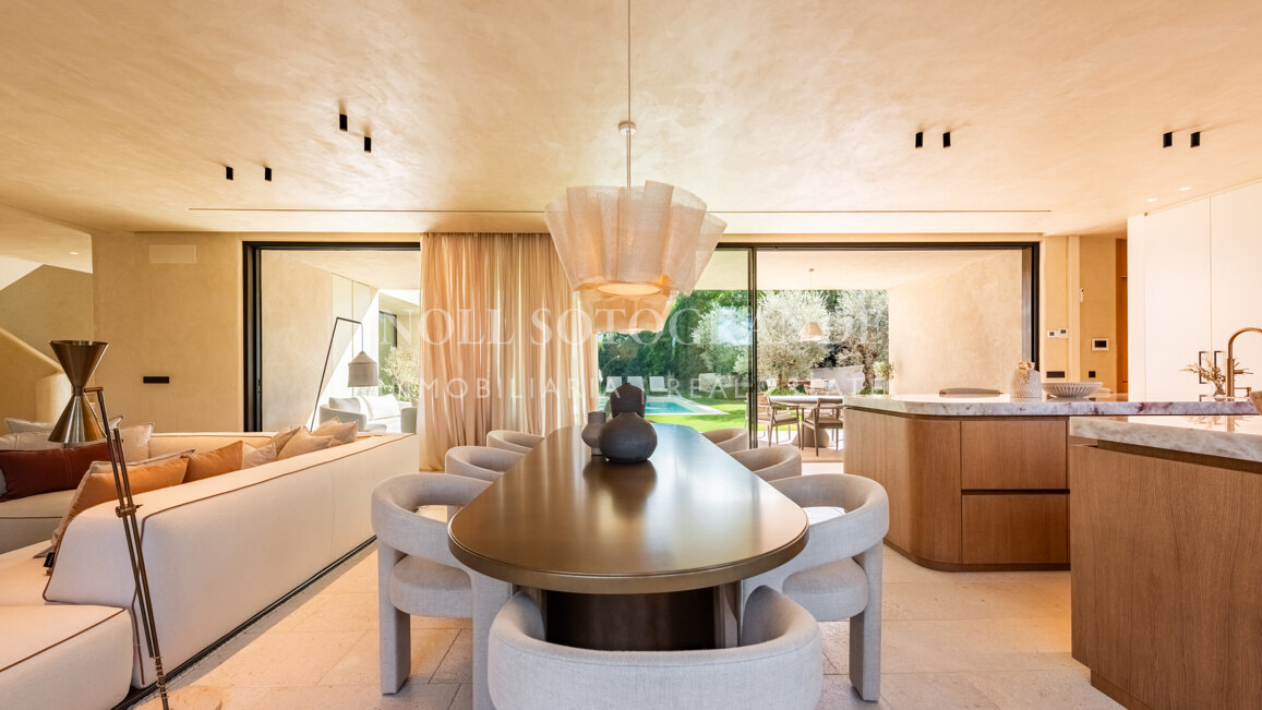 Exklusive Villa in Sotogrande Costa mit Pool zur saisonalen Vermietung verfügbar