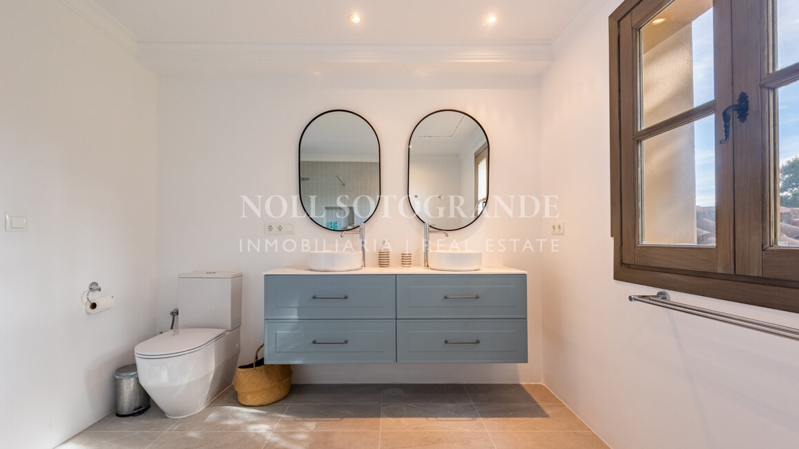 Charming 6-bedroom villa for rent front line to Valderrama Golf course, Sotogrande Alto