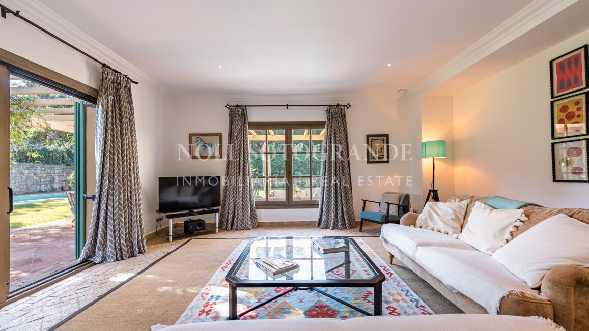 Charming 6-bedroom villa for rent front line to Valderrama Golf course, Sotogrande Alto