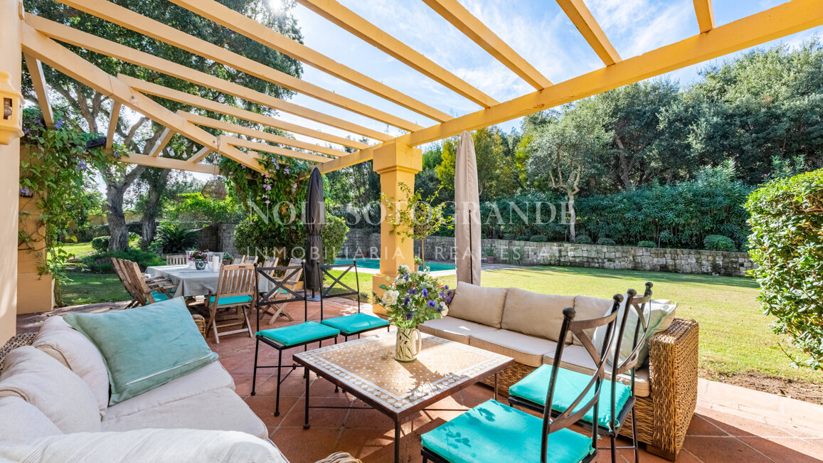 Charming 6-bedroom villa for rent front line to Valderrama Golf course, Sotogrande Alto