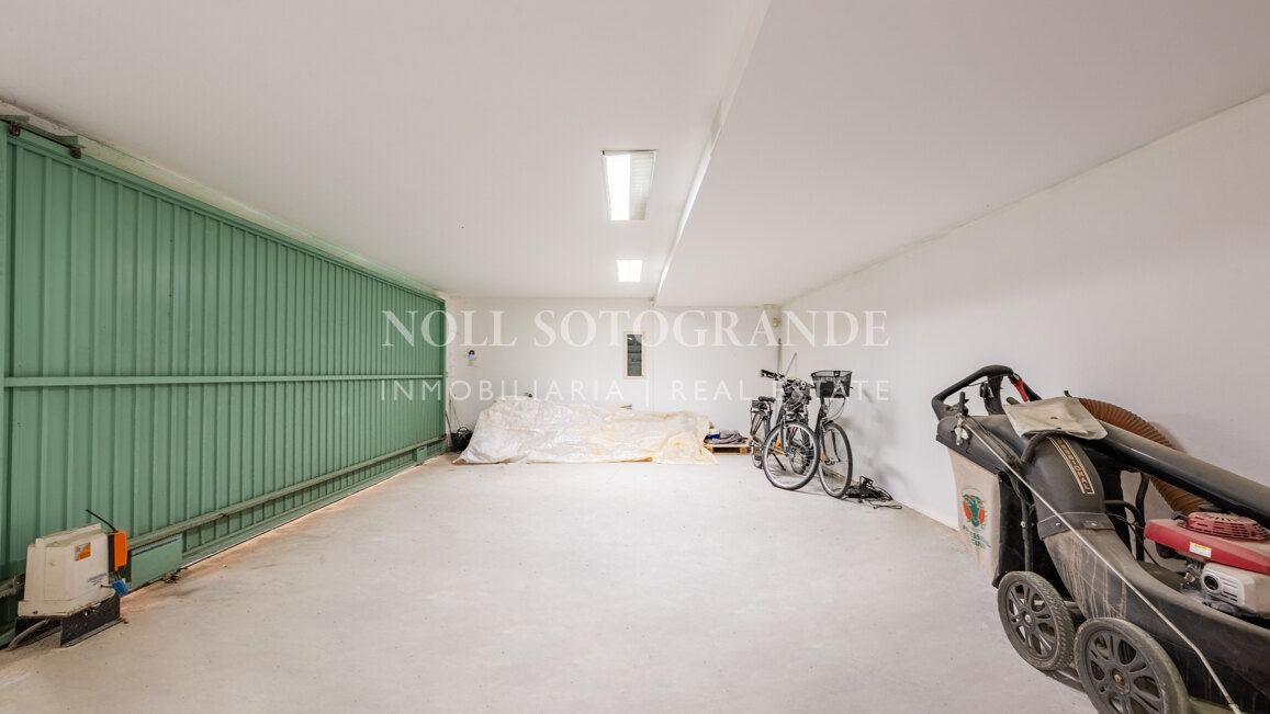 Charming 6-bedroom villa for rent front line to Valderrama Golf course, Sotogrande Alto