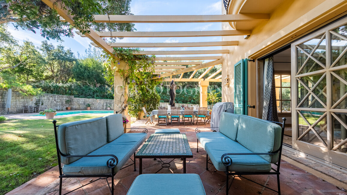 Charming 6-bedroom villa for rent front line to Valderrama Golf course, Sotogrande Alto