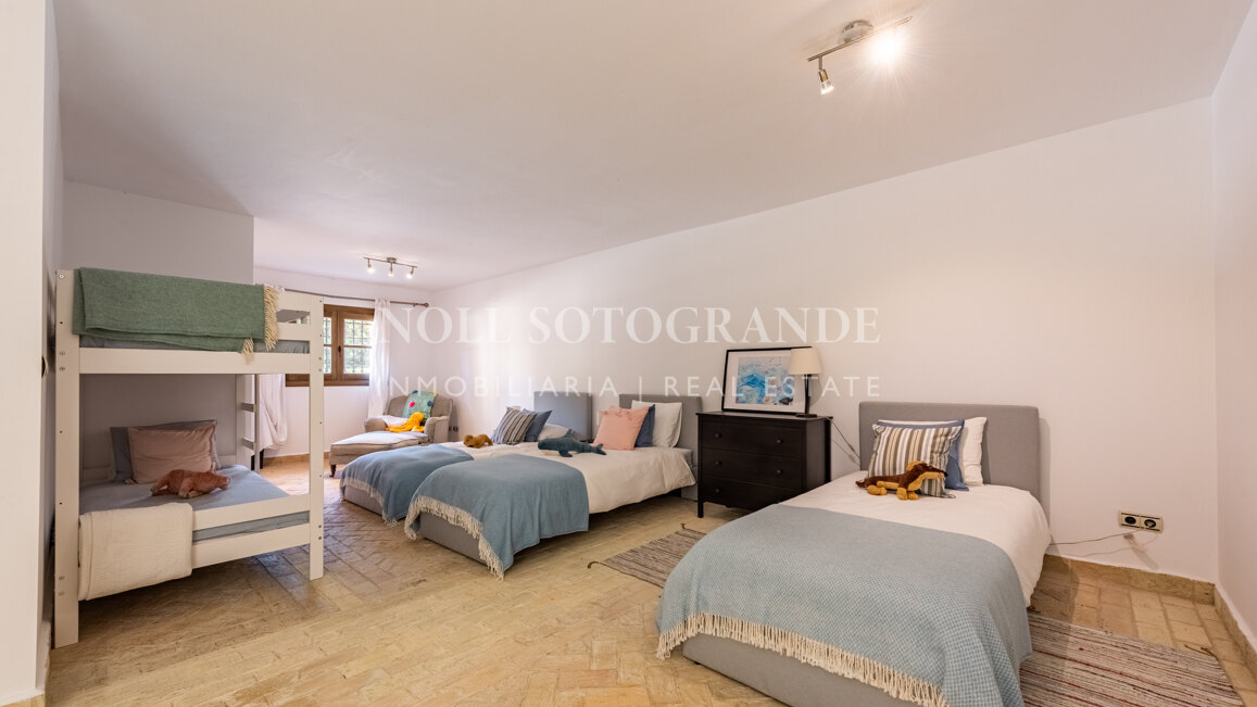 Charming 6-bedroom villa for rent front line to Valderrama Golf course, Sotogrande Alto
