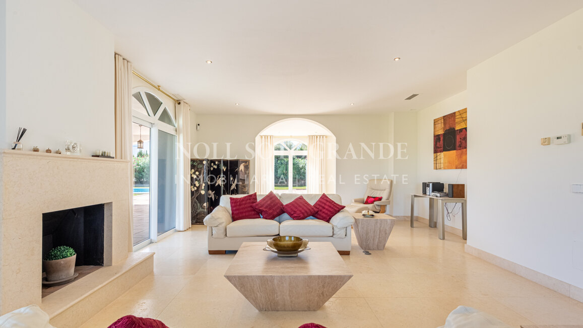 Traditional Villa in La Reserva, Sotogrande