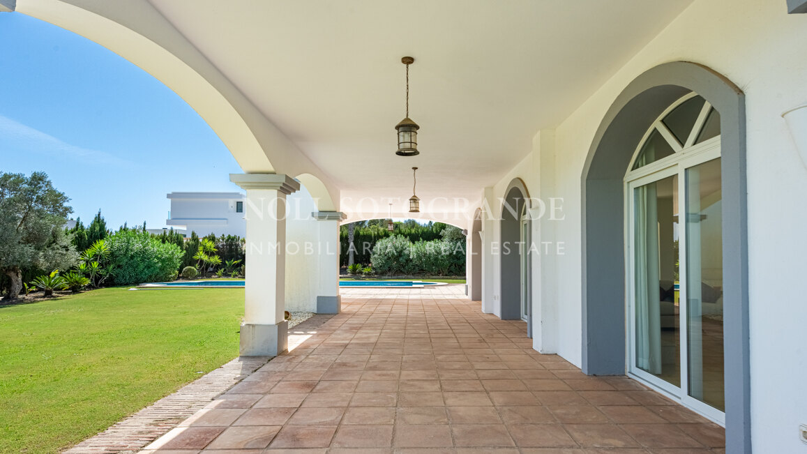 Traditional Villa in La Reserva, Sotogrande