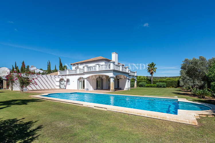 Traditional Villa in La Reserva, Sotogrande