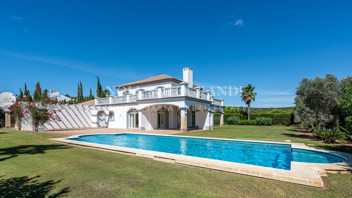 Traditional Villa in La Reserva, Sotogrande