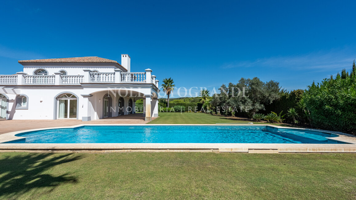 Traditional Villa in La Reserva, Sotogrande