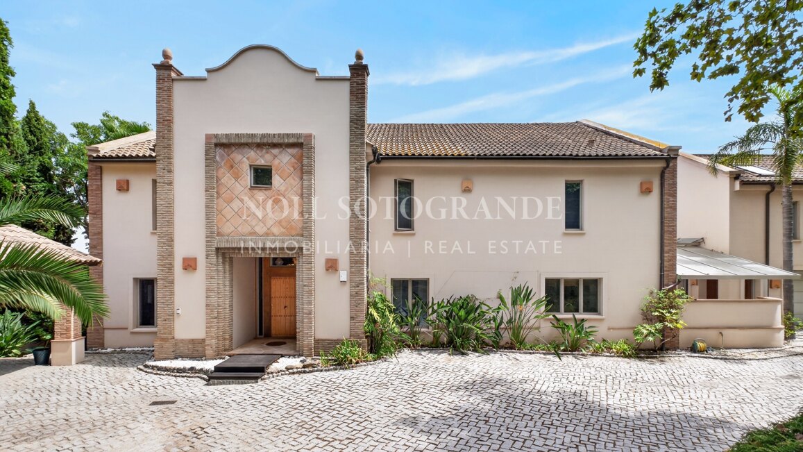 Luxury 7-Bed Villa for Sale in Sotogrande Alto with Guest Annex