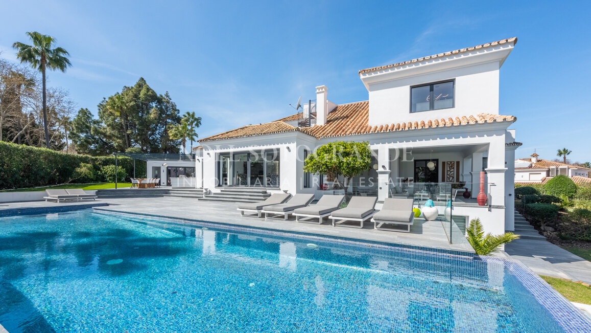 Villa Victoria - Atemberaubende Villa zum Verkauf im prestigeträchtigen Kings & Queens, Sotogrande
