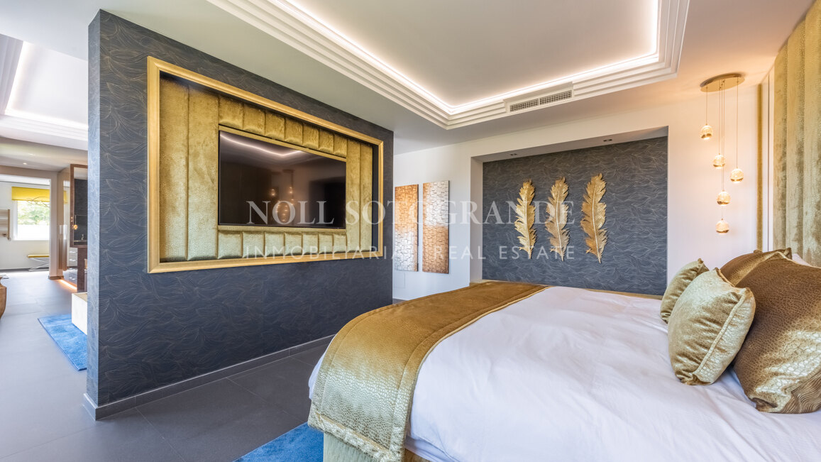 Villa Victoria - Atemberaubende Villa zum Verkauf im prestigeträchtigen Kings & Queens, Sotogrande