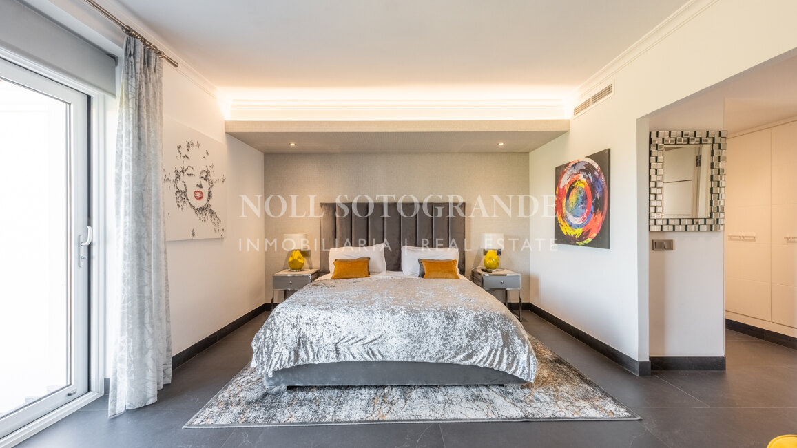 Villa Victoria - Atemberaubende Villa zum Verkauf im prestigeträchtigen Kings & Queens, Sotogrande