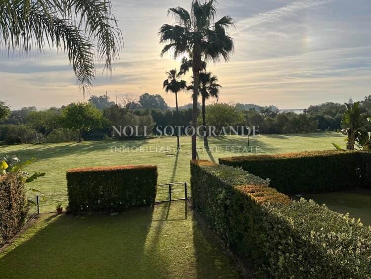 2-Zimmer-Wohnung zur Miete in El Polo, Sotogrande