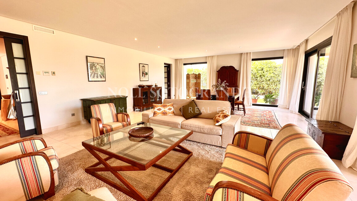 Erdgeschosswohnung zur Vermietung in Hacienda Valderrama