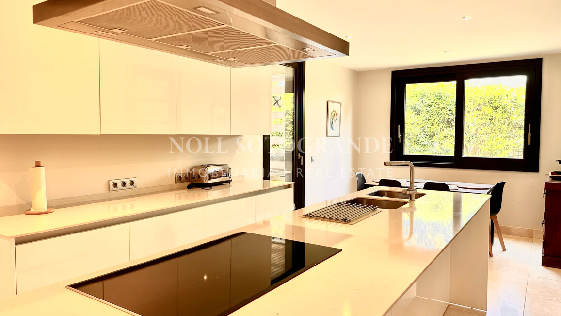 Erdgeschosswohnung zur Vermietung in Hacienda Valderrama