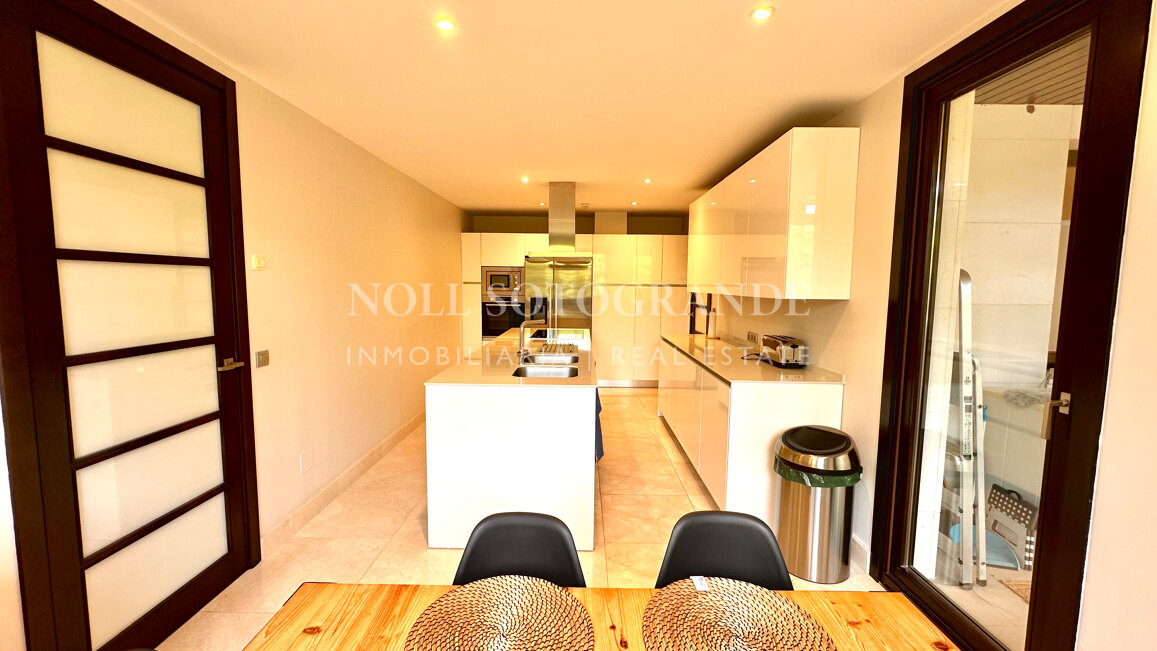 Erdgeschosswohnung zur Vermietung in Hacienda Valderrama