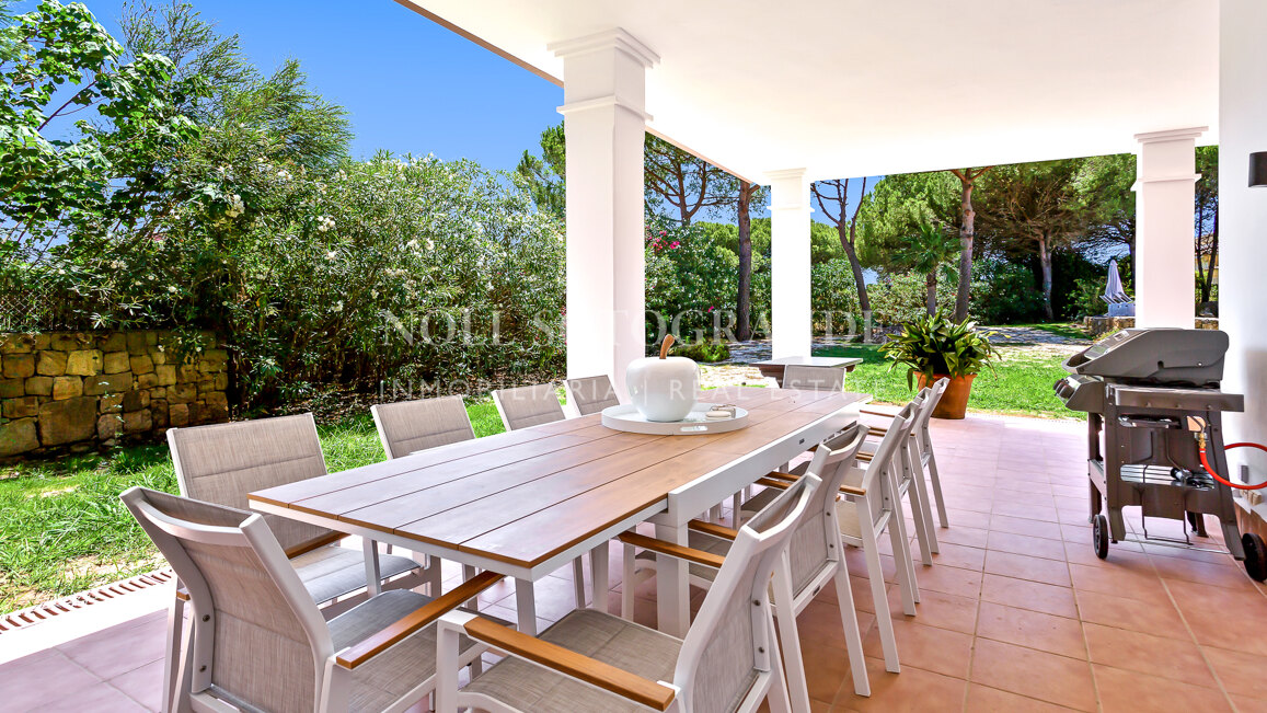 Villa Gaillardia in der Nähe der Internationalen Schule von Sotogrande zum Verkauf