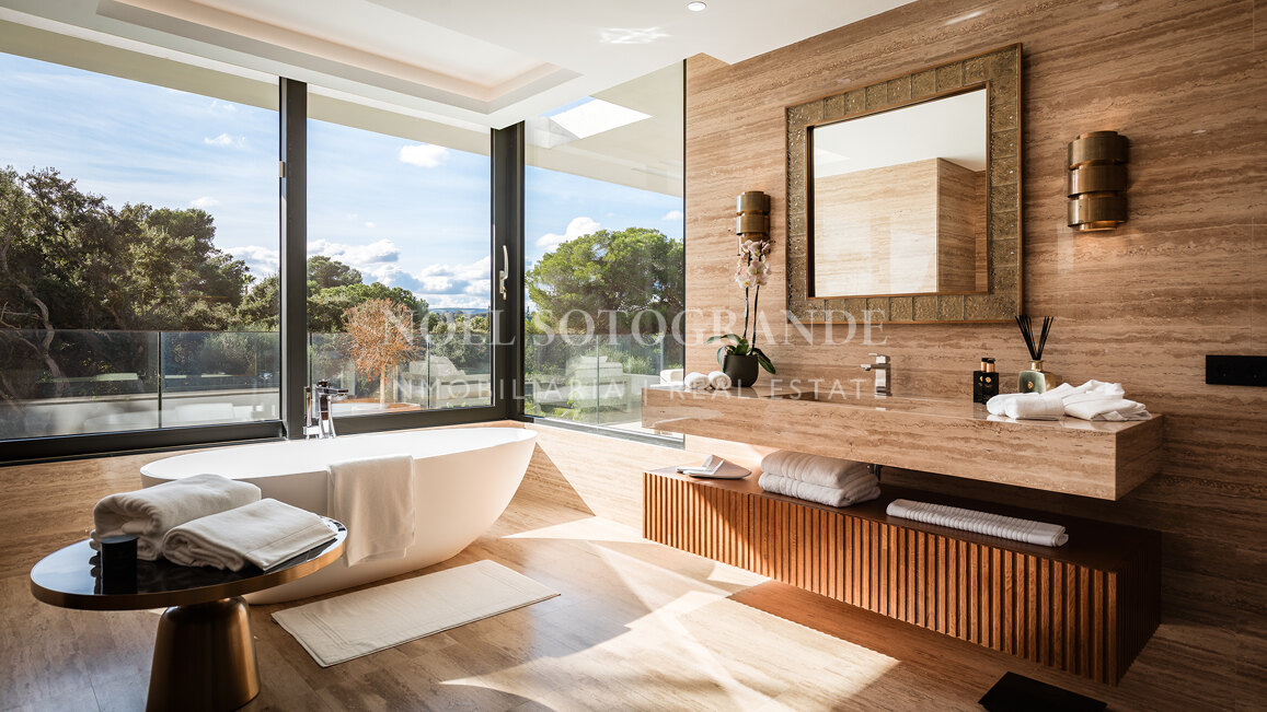 Casa La Colina- Luxus Pur - hochmoderne Villa in Sotogrande Costa