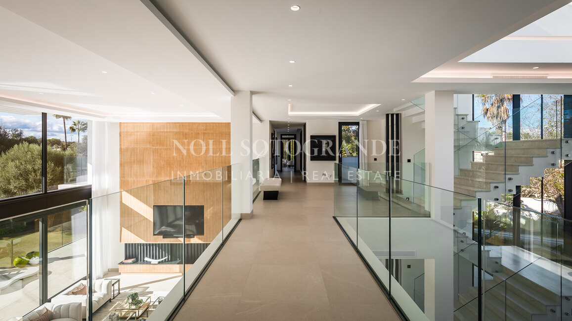 Casa La Colina- Luxus Pur - hochmoderne Villa in Sotogrande Costa