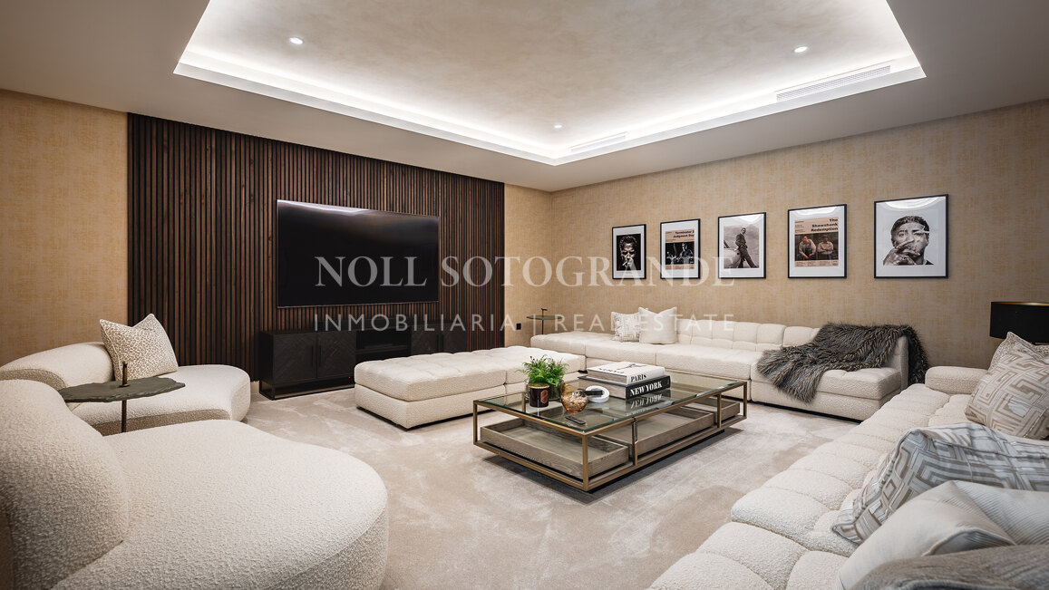 Casa La Colina- Luxus Pur - hochmoderne Villa in Sotogrande Costa