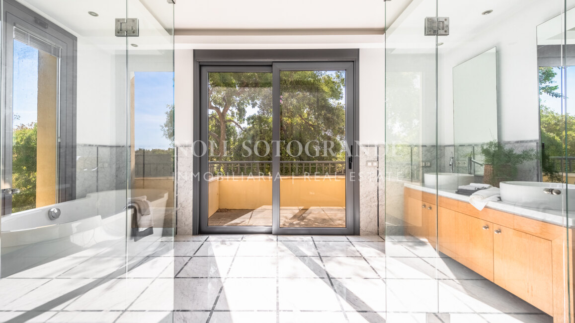 Villa zum Verkauf in Altos de Valderrama Sotogrande