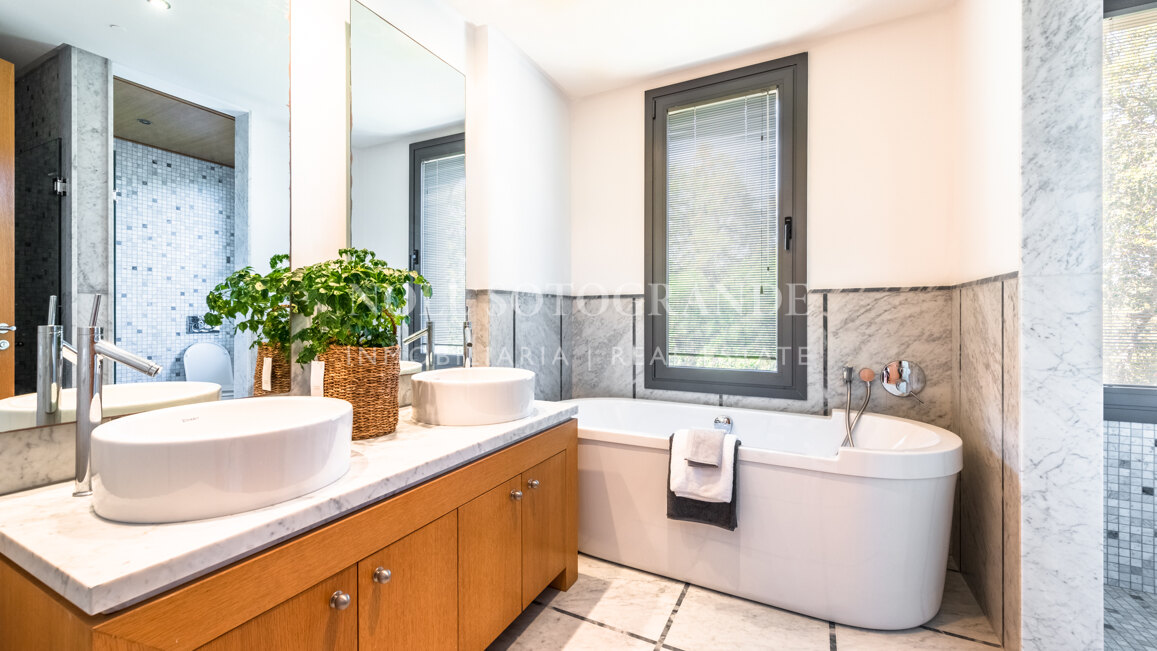 Villa zum Verkauf in Altos de Valderrama Sotogrande