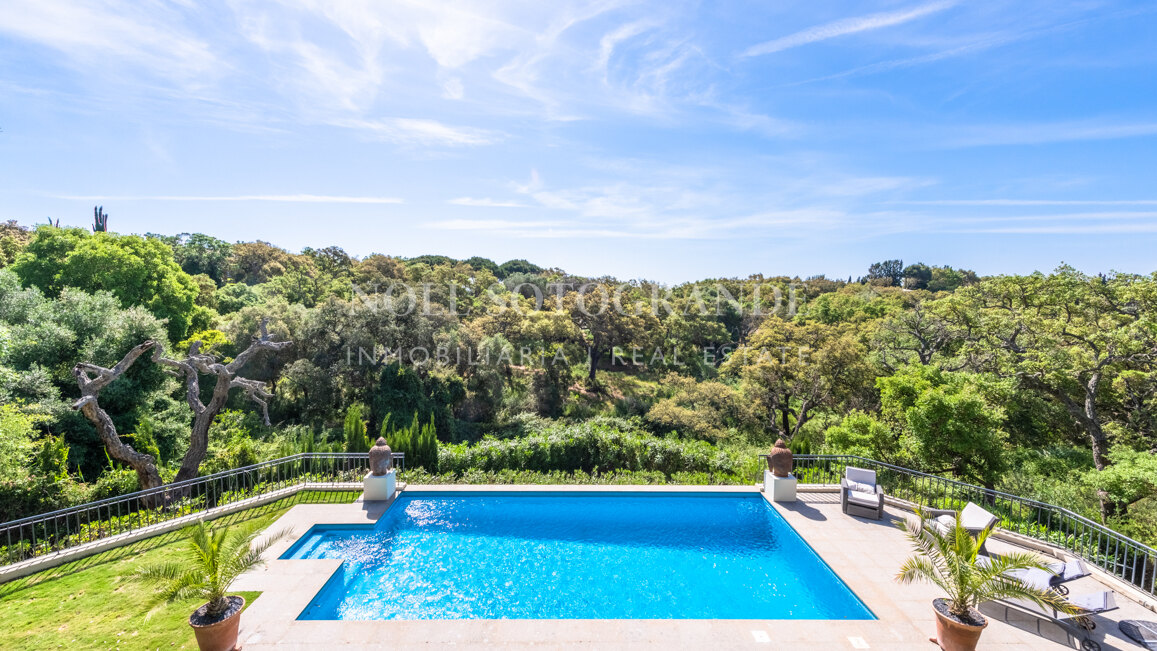 Villa zum Verkauf in Altos de Valderrama Sotogrande