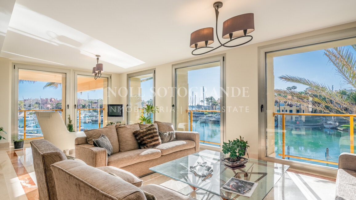 Duplex-Penthaus zu verkaufen in Ribera de la Necora Sotogrande Marina