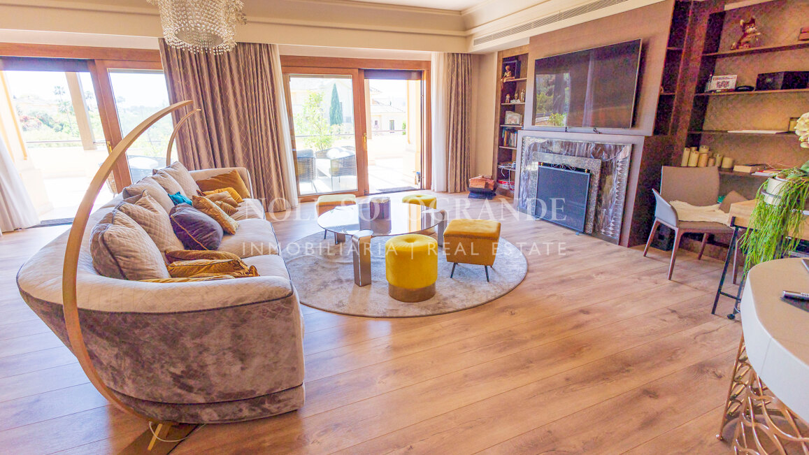 Renoviertes Duplex-Penthaus in Valgrande zu verkaufen