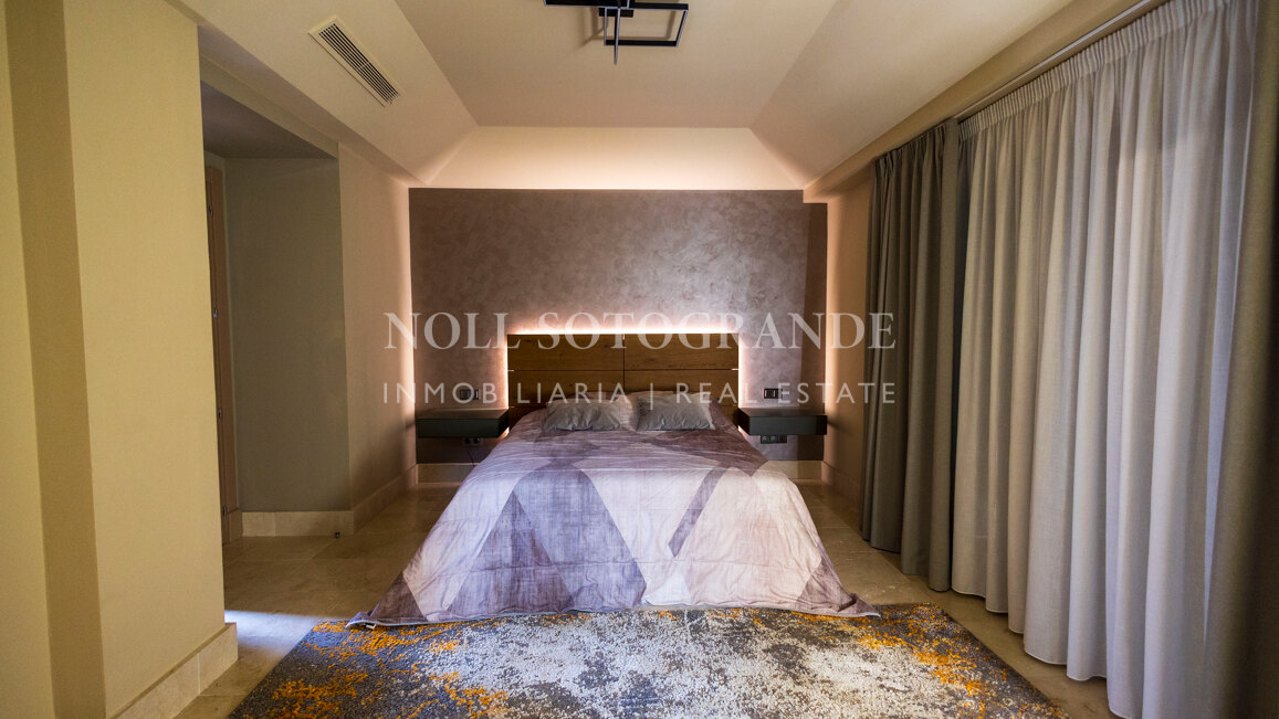 Renoviertes Duplex-Penthaus in Valgrande zu verkaufen